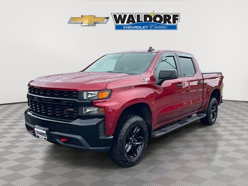 Used 2020 Chevrolet Silverado 1500 Custom Trail Boss w/ Custom Convenience Package AWD/4WD image 3