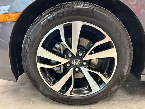 Used 2018 Honda Odyssey Elite image 30