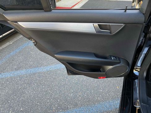 Used 2013 Mercedes-Benz C 250 Sedan image 62