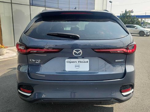 Used 2025 MAZDA CX-70 Plug-In Hybrid w/ Premium Plus AWD/4WD image 5