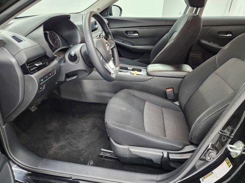 Used 2023 Nissan Sentra SV image 8