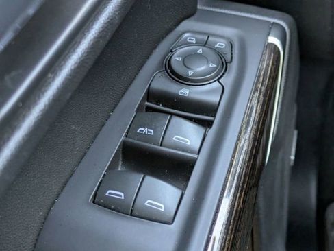 Used 2021 GMC Sierra 1500 Elevation w/ Preferred Package image 25