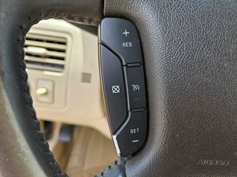 Used 2008 Buick Lucerne CX FWD image 26