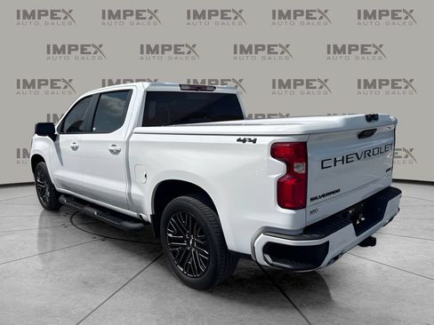 Used 2022 Chevrolet Silverado 1500 RST AWD/4WD image 2