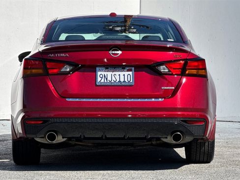 Certified 2023 Nissan Altima 2.0 SR image 5