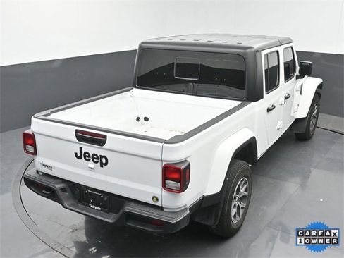 Used 2024 Jeep Gladiator Sport image 33