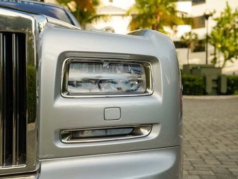 Used 2013 Rolls-Royce Phantom Sedan image 43