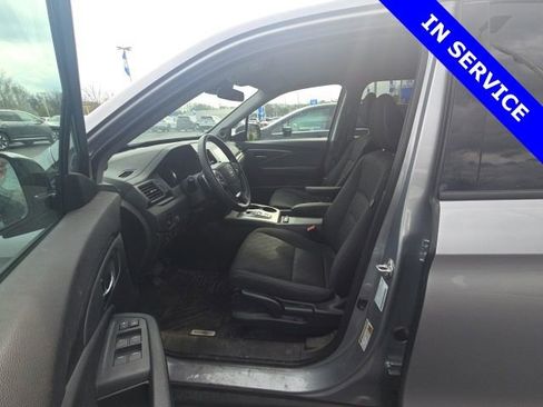 Used 2023 Honda Ridgeline Sport image 7