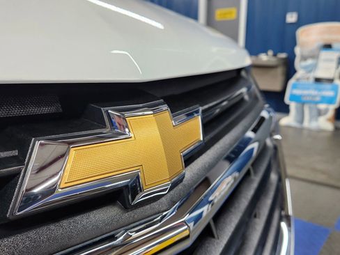Used 2019 Chevrolet Equinox LS image 41