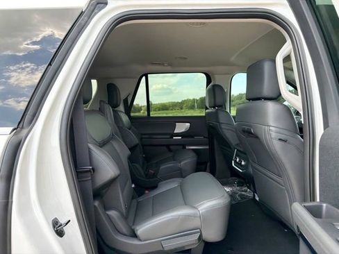 New 2026 Ford Expedition Max Active AWD/4WD image 25