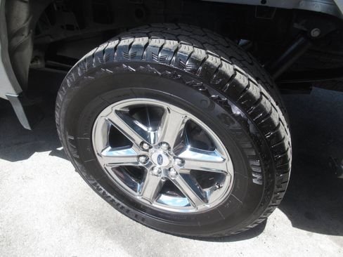 Used 2024 Ford F150 XLT w/ Tow/Haul Package AWD/4WD image 14