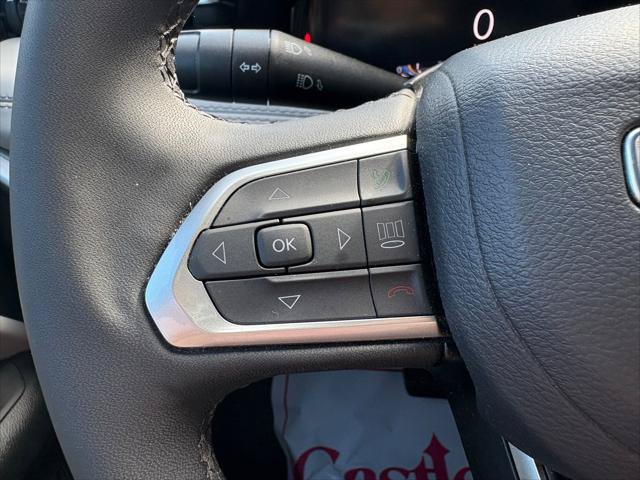 Certified 2025 Jeep Compass Limited w/ Elite Group AWD/4WD image 18