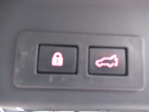 Used 2021 Subaru Ascent Touring image 14