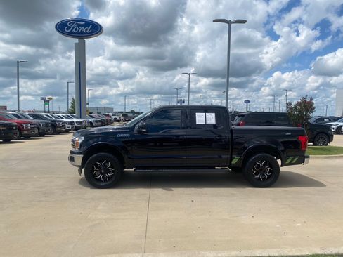 Used 2020 Ford F150 Lariat RWD image 2
