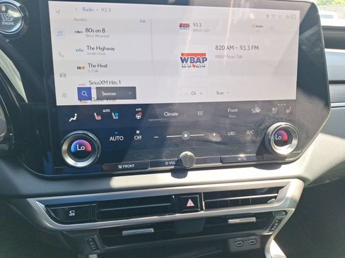 Used 2025 Lexus RX 350 Premium w/ Convenience Package FWD image 26