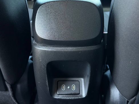 Used 2024 Hyundai Elantra SEL FWD image 13