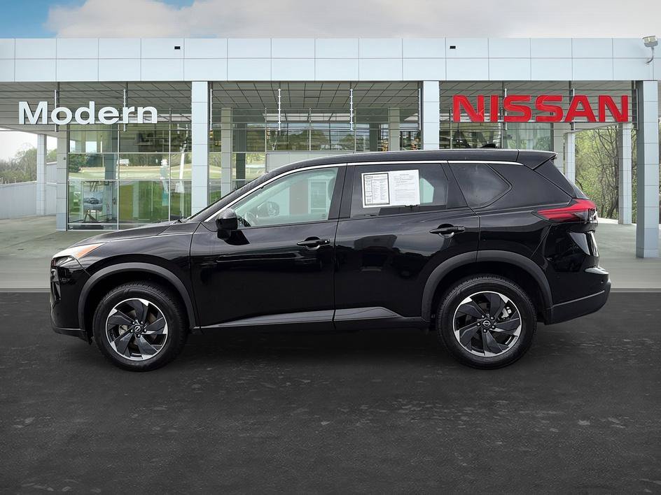 Certified 2025 Nissan Rogue SV FWD image 2