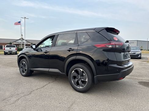 New 2026 Nissan Rogue SV image 3