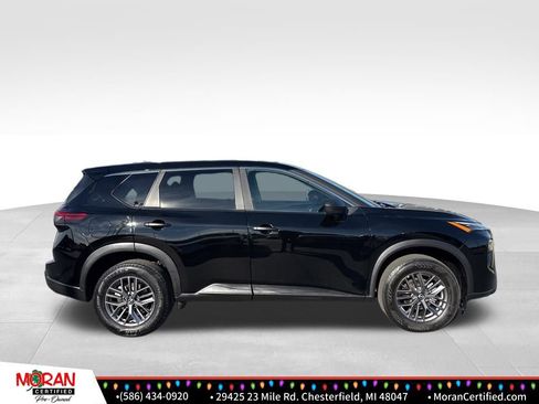 Used 2024 Nissan Rogue S image 6