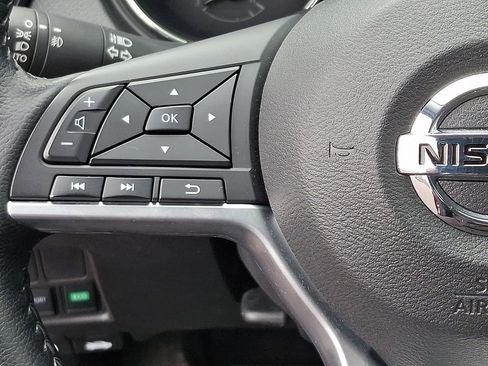 Certified 2022 Nissan Rogue Sport SV w/ Technology Package image 19