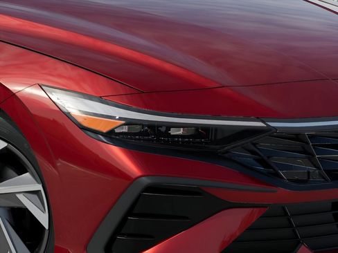 New 2026 Hyundai Elantra Limited FWD image 17