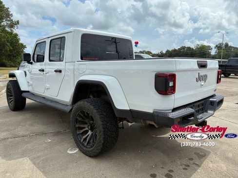 Used 2020 Jeep Gladiator Overland AWD/4WD image 7