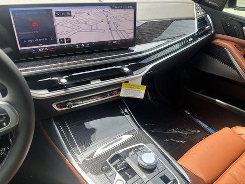 New 2026 BMW X7 M60i AWD/4WD image 11