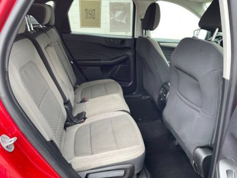 Used 2022 Ford Escape SE w/ Convenience Package FWD image 30