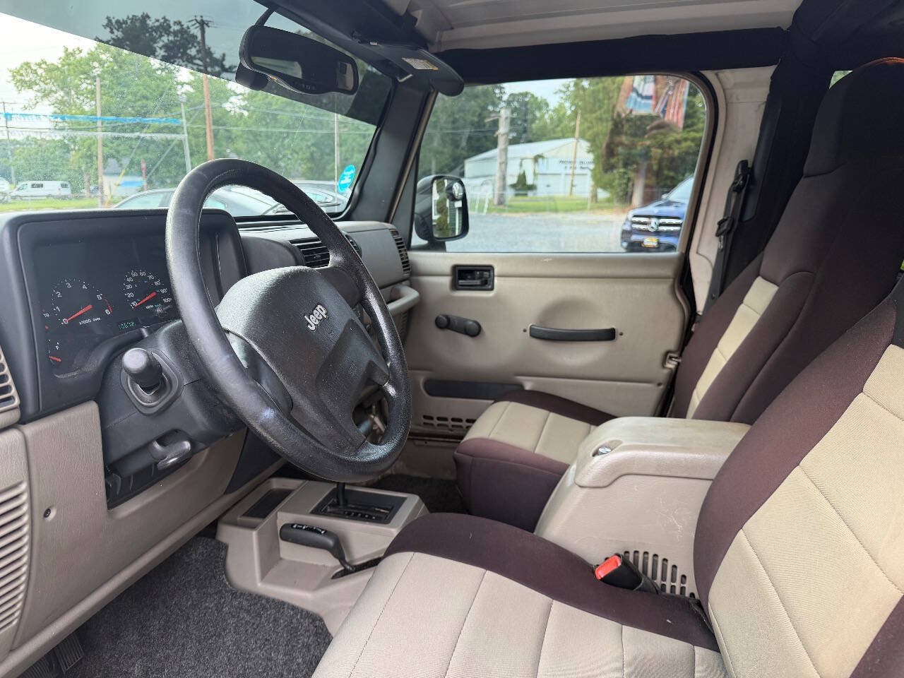 Used 2005 Jeep Wrangler Rubicon AWD/4WD image 8