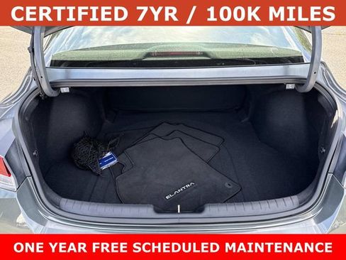 Used 2025 Hyundai Elantra Sport FWD image 12