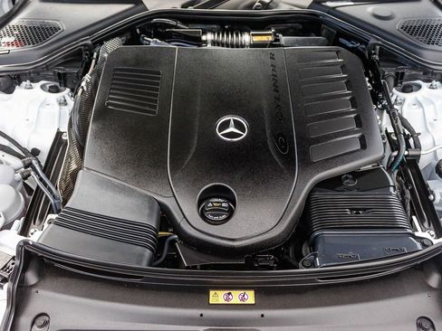 Used 2024 Mercedes-Benz E 450 4MATIC Sedan image 25