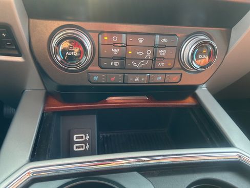 Used 2019 Ford F250 King Ranch w/ King Ranch Ultimate Package image 22