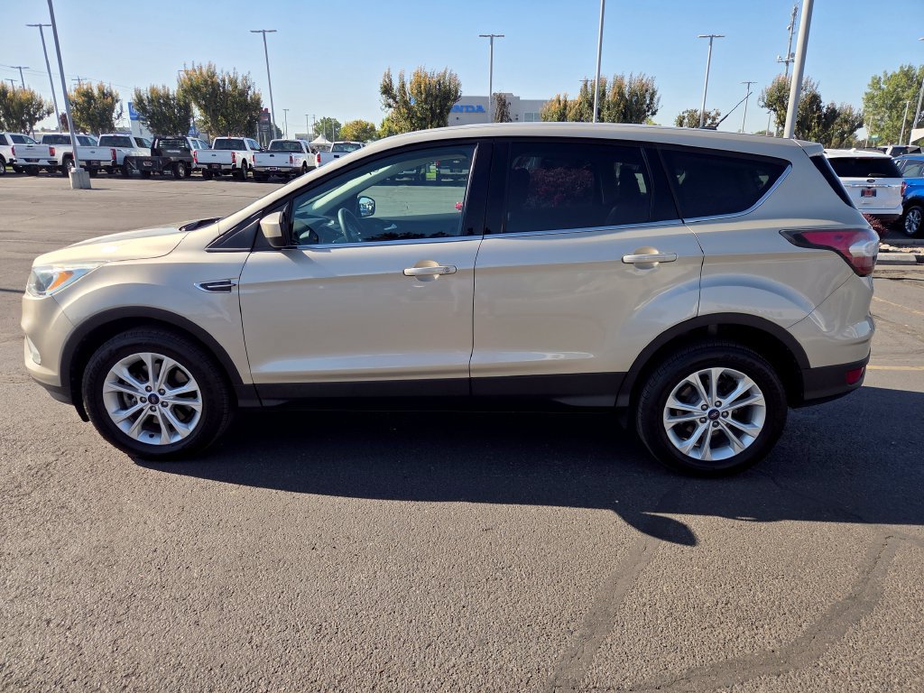 Used 2017 Ford Escape SE AWD/4WD image 6
