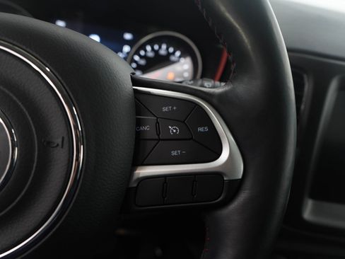 Used 2018 Jeep Compass Trailhawk w/ Cold Weather Group image 18