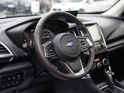 Used 2019 Subaru Forester Touring AWD/4WD image 12