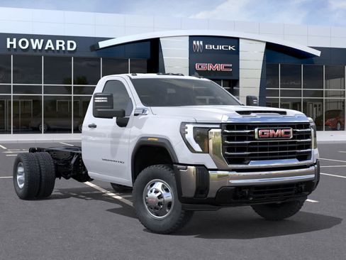 New 2026 GMC Sierra 3500 Pro w/ Convenience Package AWD/4WD image 7