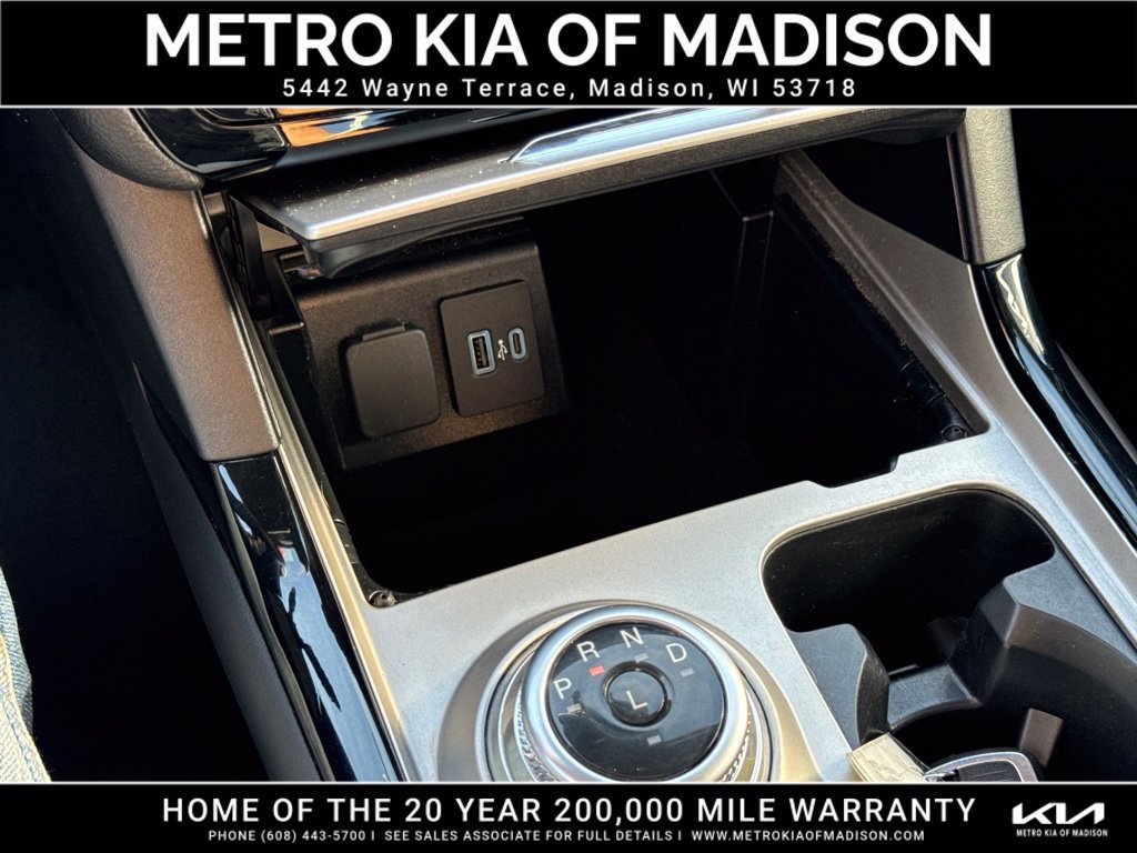 Used 2023 Ford Explorer ST-Line w/ Class IV Trailer Tow Package AWD/4WD image 27