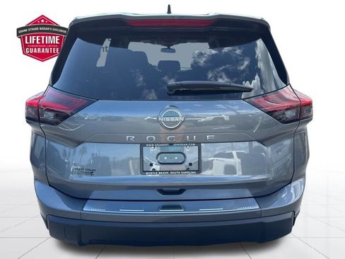 New 2026 Nissan Rogue SV image 6