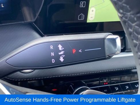 Certified 2025 Chevrolet Equinox LT w/ Convenience Package II image 13