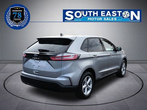 Used 2021 Ford Edge SE w/ Cargo Accessory Package image 5