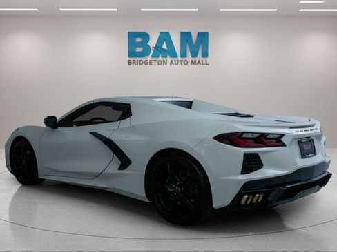 Used 2025 Chevrolet Corvette Stingray Convertible w/ 1LT RWD image 5