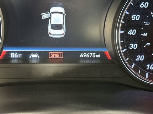 Used 2020 Genesis G70 3.3T image 19