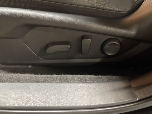 Used 2024 Subaru Crosstrek 2.5i Wilderness w/ Crosstrek Mirror Package image 11