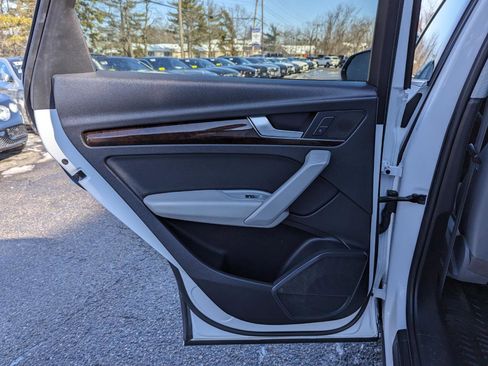 Used 2018 Audi Q5 2.0T Premium Plus w/ Premium Plus Package image 39