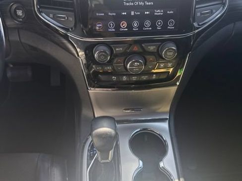 Used 2019 Jeep Grand Cherokee Altitude RWD image 8
