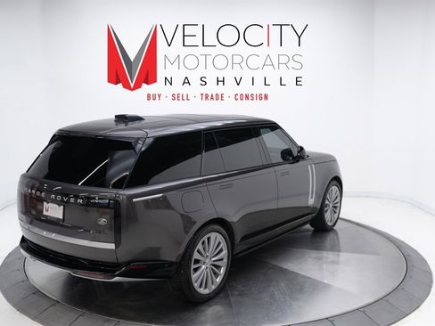 Used 2022 Land Rover Range Rover Long Wheelbase First Edition image 14