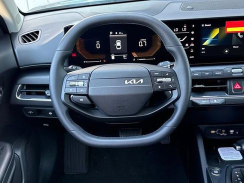 New 2026 Kia K4 EX FWD image 16