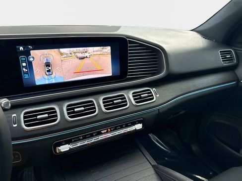 Used 2025 Mercedes-Benz GLE 580 4MATIC image 27