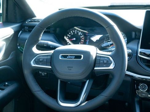 New 2026 Jeep Compass Latitude image 27