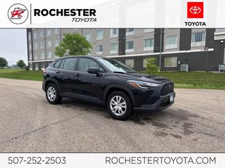 Used 2023 Toyota Corolla Cross L AWD/4WD video 1
